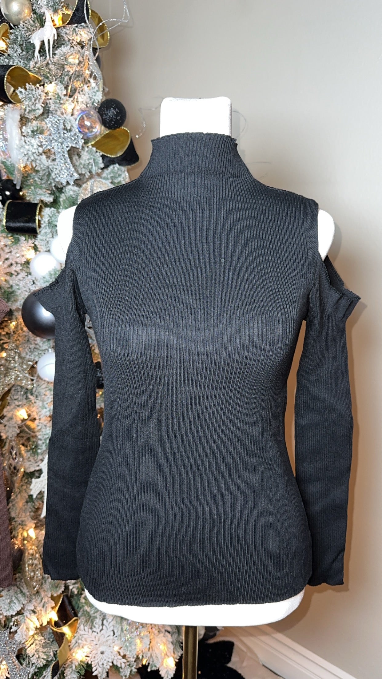 JENNY TURTLE NECK TOP BLACK