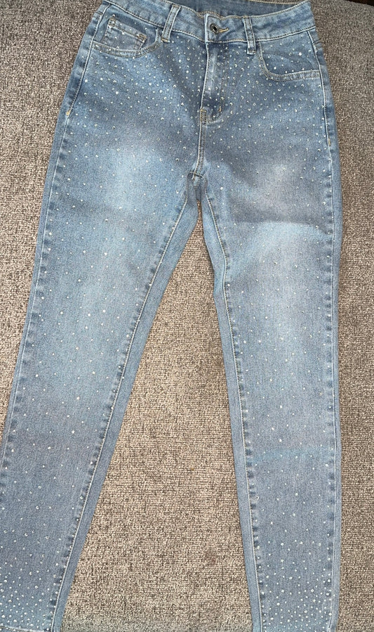 CENTER OF ATTENTION JEANS
